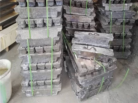 铅锭等有色金属